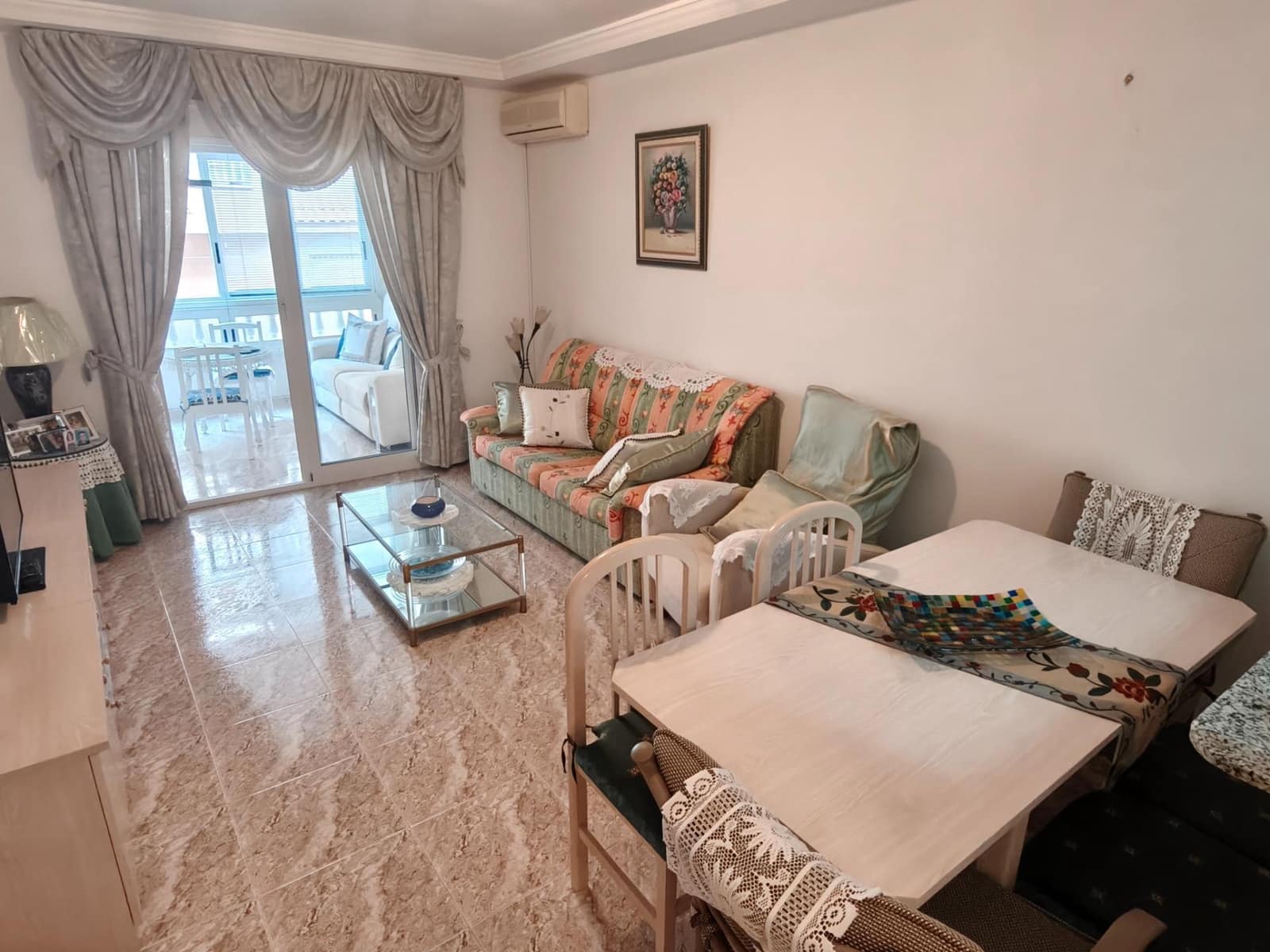 2 bedroom Apartment for sale in Torrevieja - € 180,000 (Ref: 10091694)