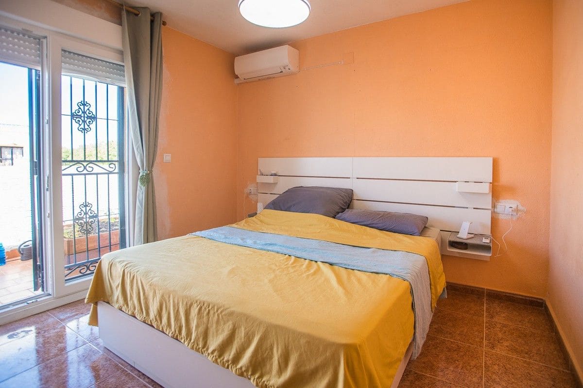 3 slaapkamer Villa te koop in Orihuela met zwembad - € 215.000 (Ref: 10091715)