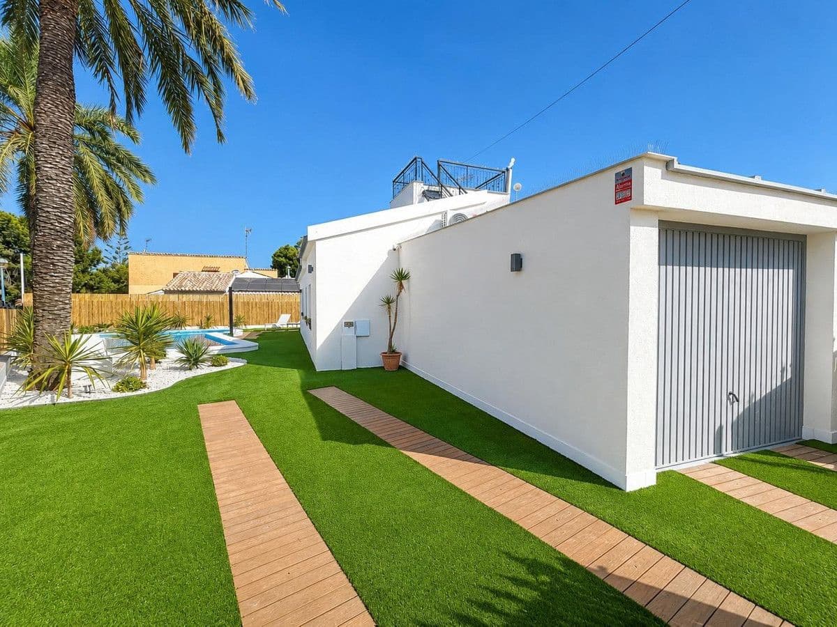 4 soverom Villa til salgs i Orihuela Costa med svømmebasseng - € 749 000 (Ref: 10091716)
