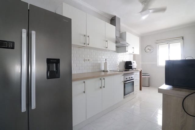 4 chambre Villa/Maison à vendre à Benijófar avec piscine - 379 950 € (Ref: 10091733)