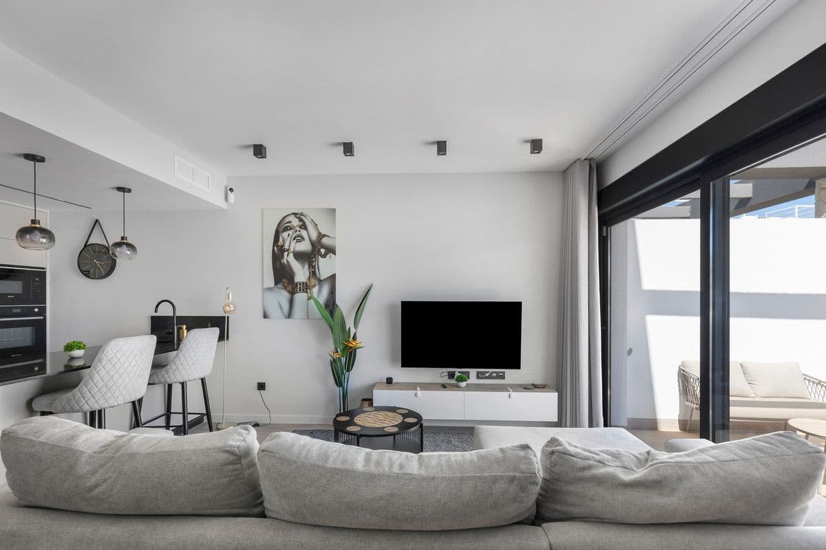 Apartamento de 2 habitaciones en Orihuela Costa en venta - 349.900 € (Ref: 10091802)