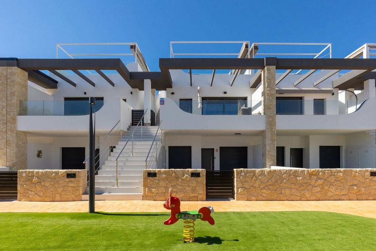 Apartamento de 2 habitaciones en Orihuela Costa en venta - 349.900 € (Ref: 10091802)
