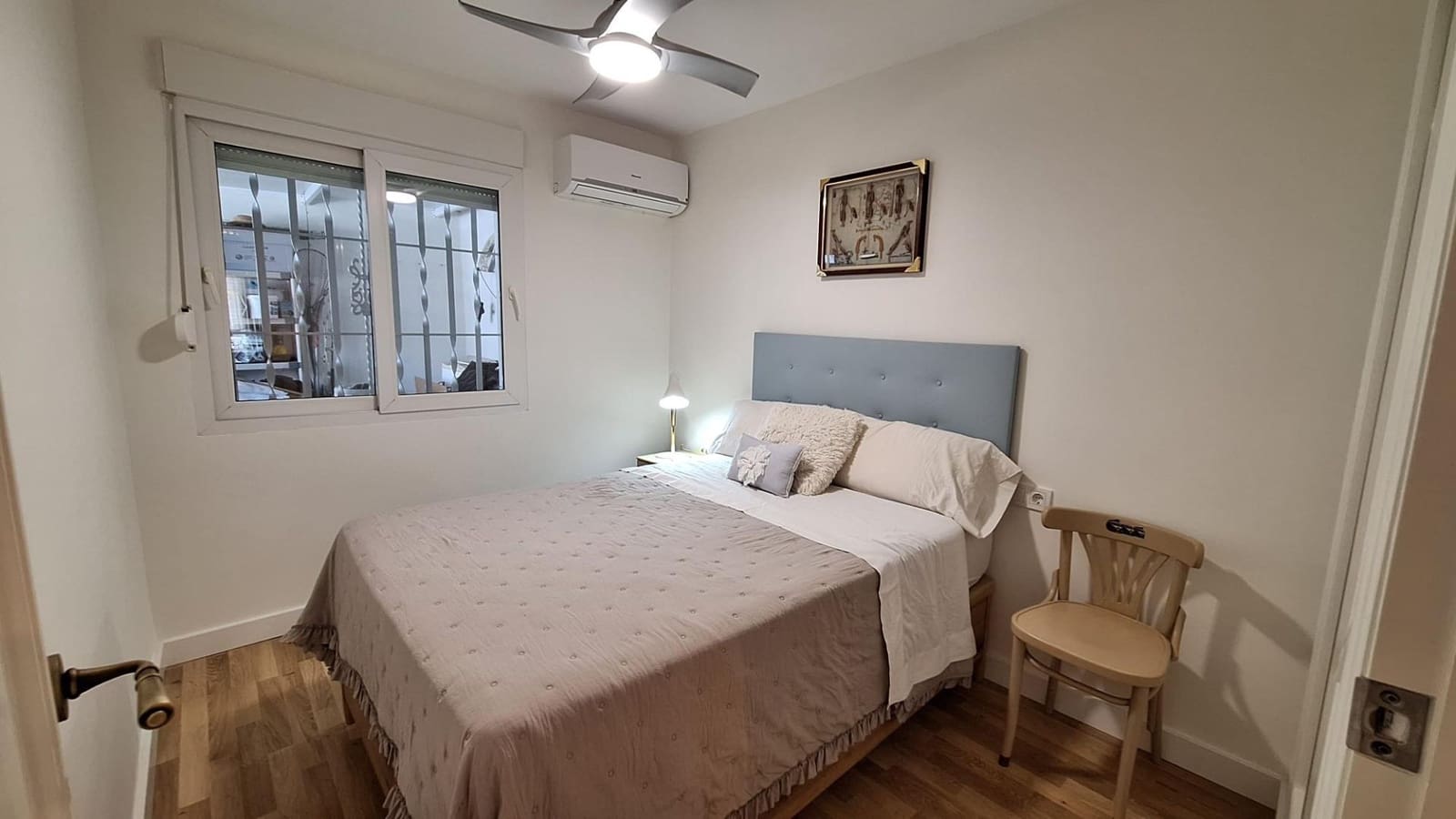 4 Zimmer Villa zu verkaufen in La Siesta mit Pool - 490.000 € (Ref: 10091893)