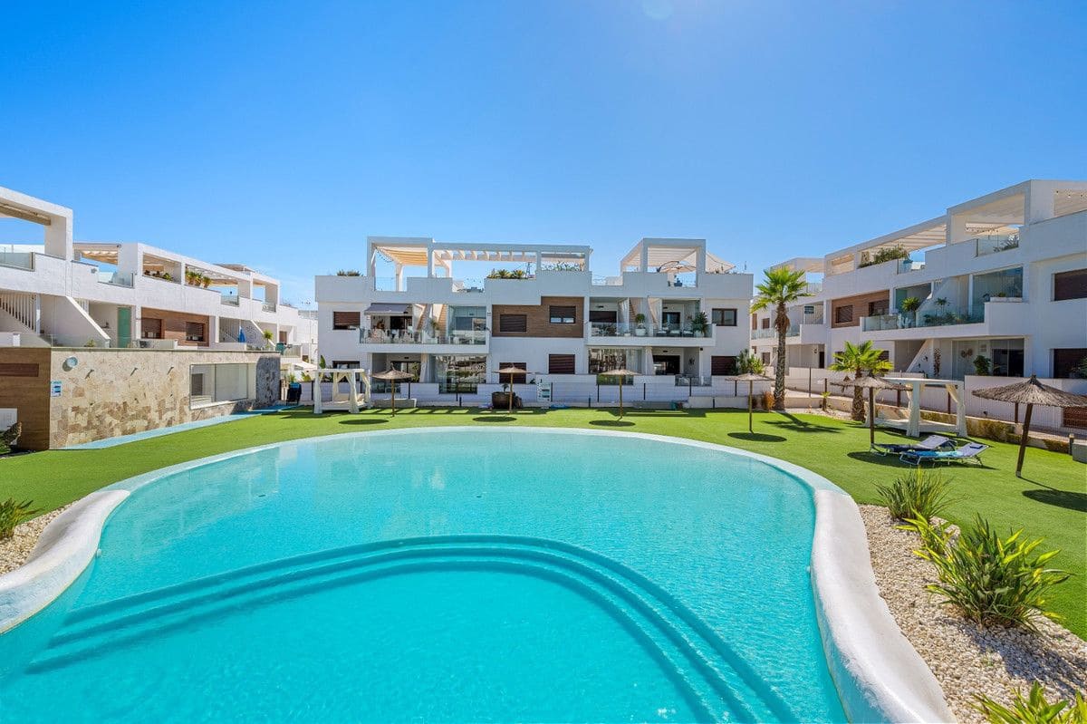 2 soverom Leilighet til salgs i Los Balcones - € 295 000 (Ref: 10091906)