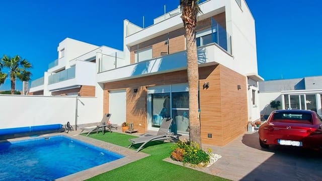 3 soveværelse Villa til salg i Pilar de la Horadada ciudad, Pilar de la Horadada med swimmingpool - € 450.000 (Ref: 10091907)