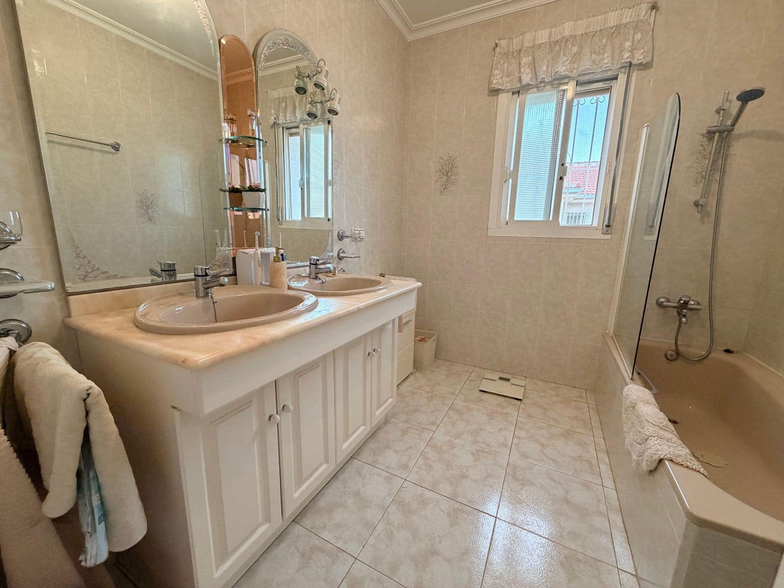 Chalet de 5 habitaciones en Rojales en venta - 770.000 € (Ref: 10091930)
