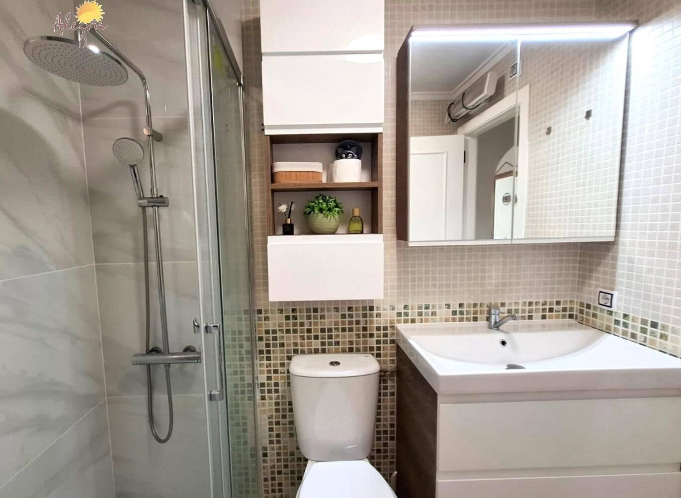 2 makuuhuone Huoneisto myytävänä paikassa Torrevieja mukana uima-altaan - 177 950 € (Ref: 10092115)