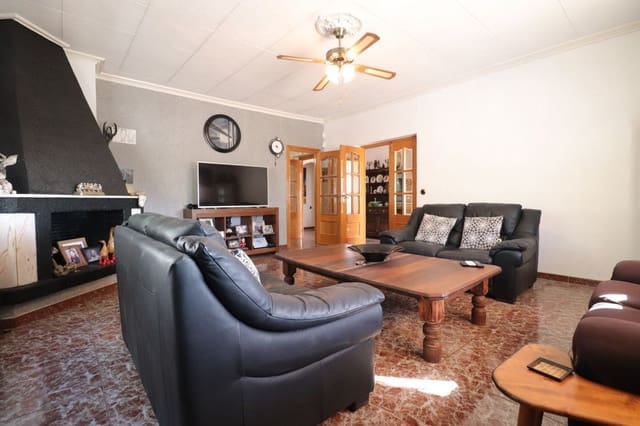 Chalet de 6 habitaciones en Crevillente / Crevillent en venta con piscina - 468.000 € (Ref: 10092205)