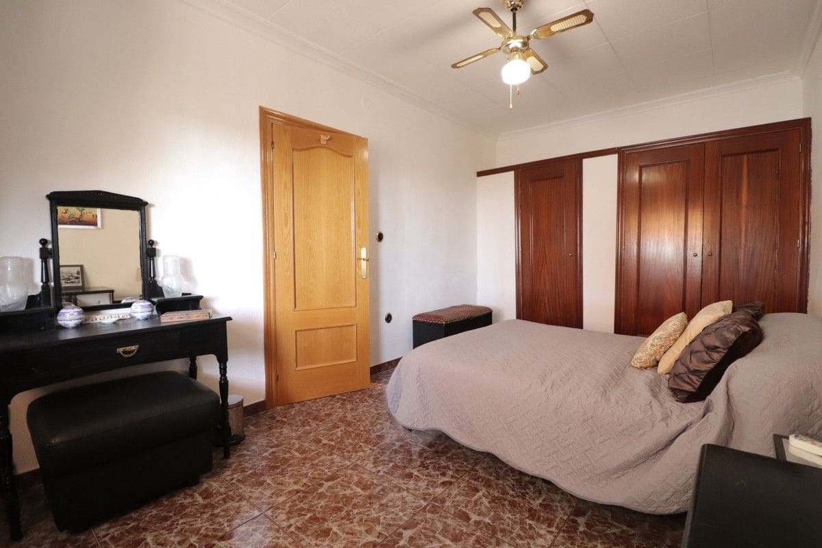 Chalet de 6 habitaciones en Crevillente / Crevillent en venta con piscina - 468.000 € (Ref: 10092205)