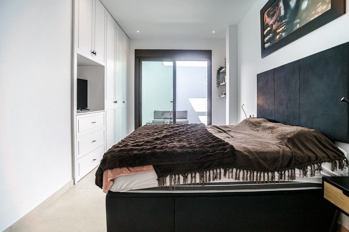 Chalet de 4 habitaciones en Formentera del Segura en venta con piscina - 745.000 € (Ref: 10092230)