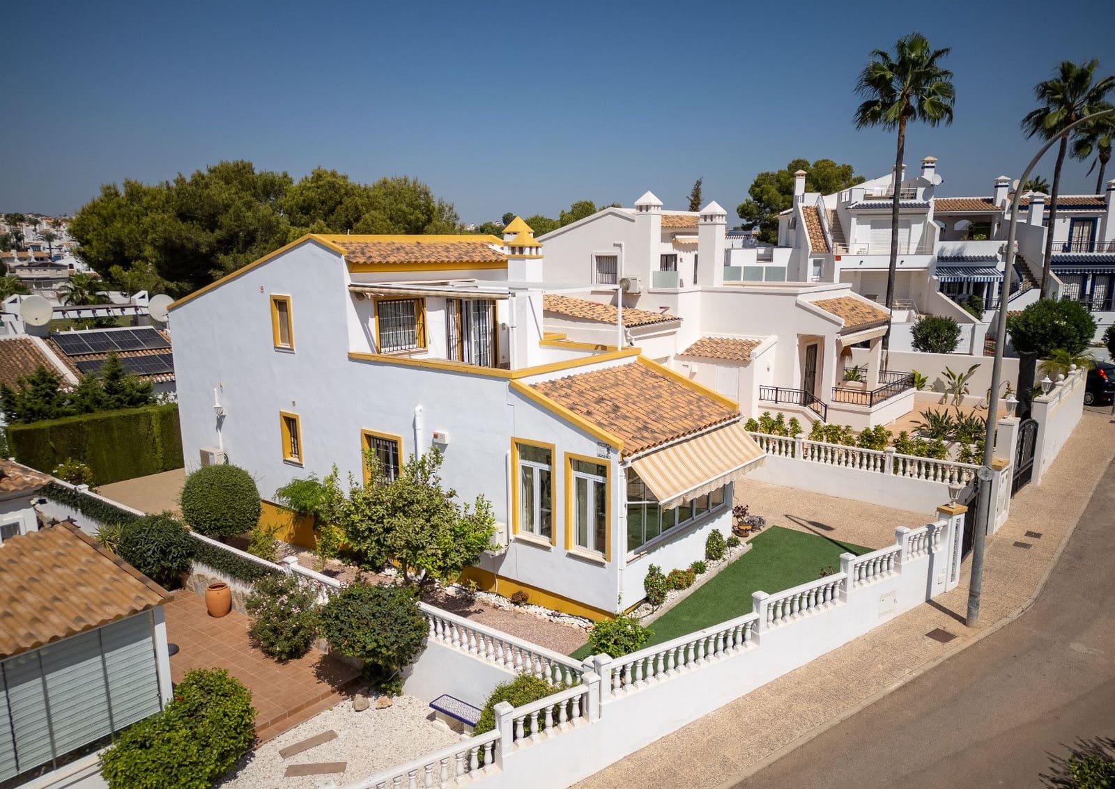 3 chambre Villa/Maison à vendre à Orihuela Costa avec piscine - 374 900 € (Ref: 10092239)