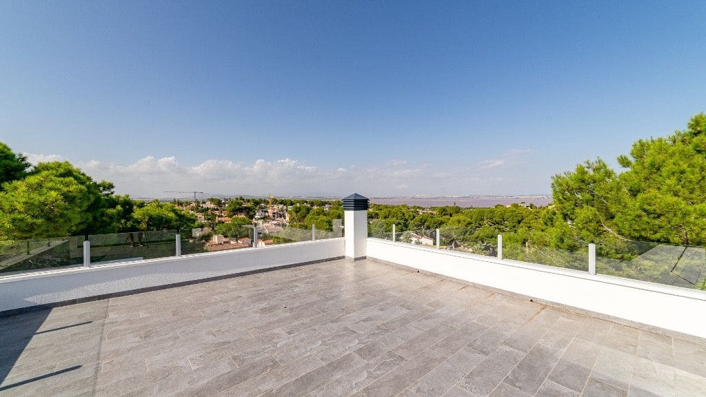 6 soveværelse Villa til salg i La Florida med swimmingpool - € 850.000 (Ref: 10092570)