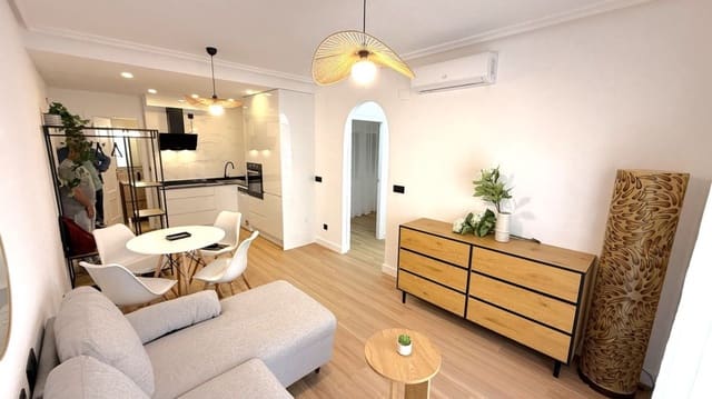 2 bedroom Apartment for sale in Puerto Deportivo, Torrevieja - € 164,900 (Ref: 10092573)
