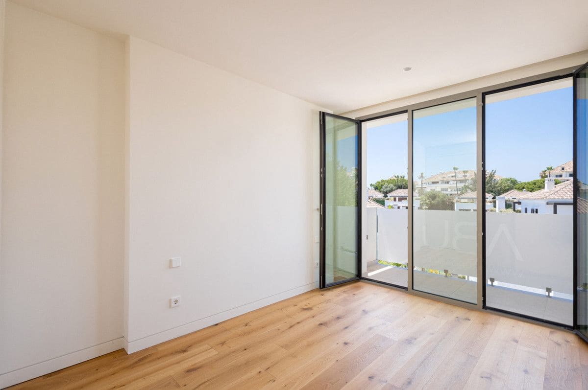 4 chambre Appartement à vendre à Marbella avec piscine - 5 350 000 € (Ref: 10092637)