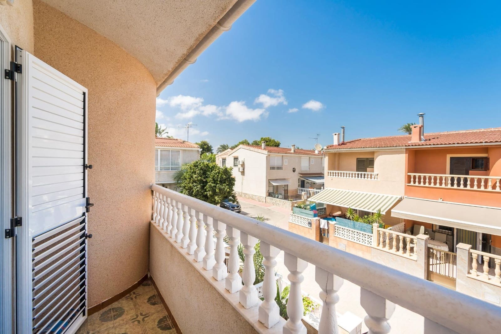 Apartamento de 4 habitaciones en Torrevieja en venta - 215.500 € (Ref: 10092650)