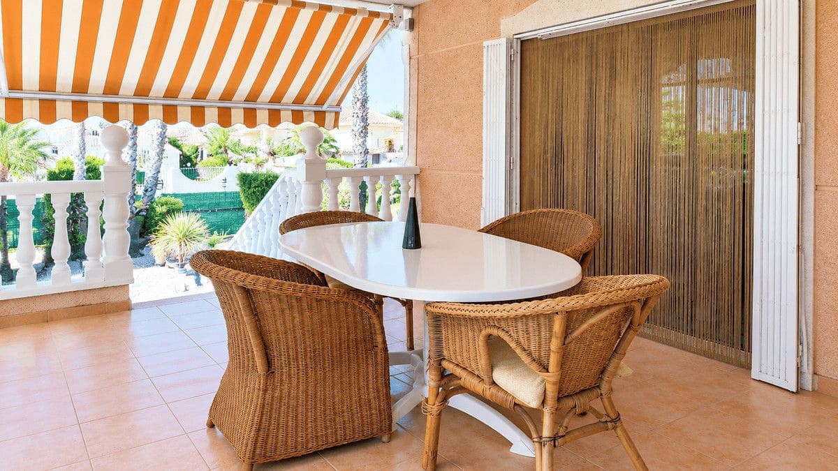 Chalet de 3 habitaciones en Benferri en venta - 375.000 € (Ref: 10092664)