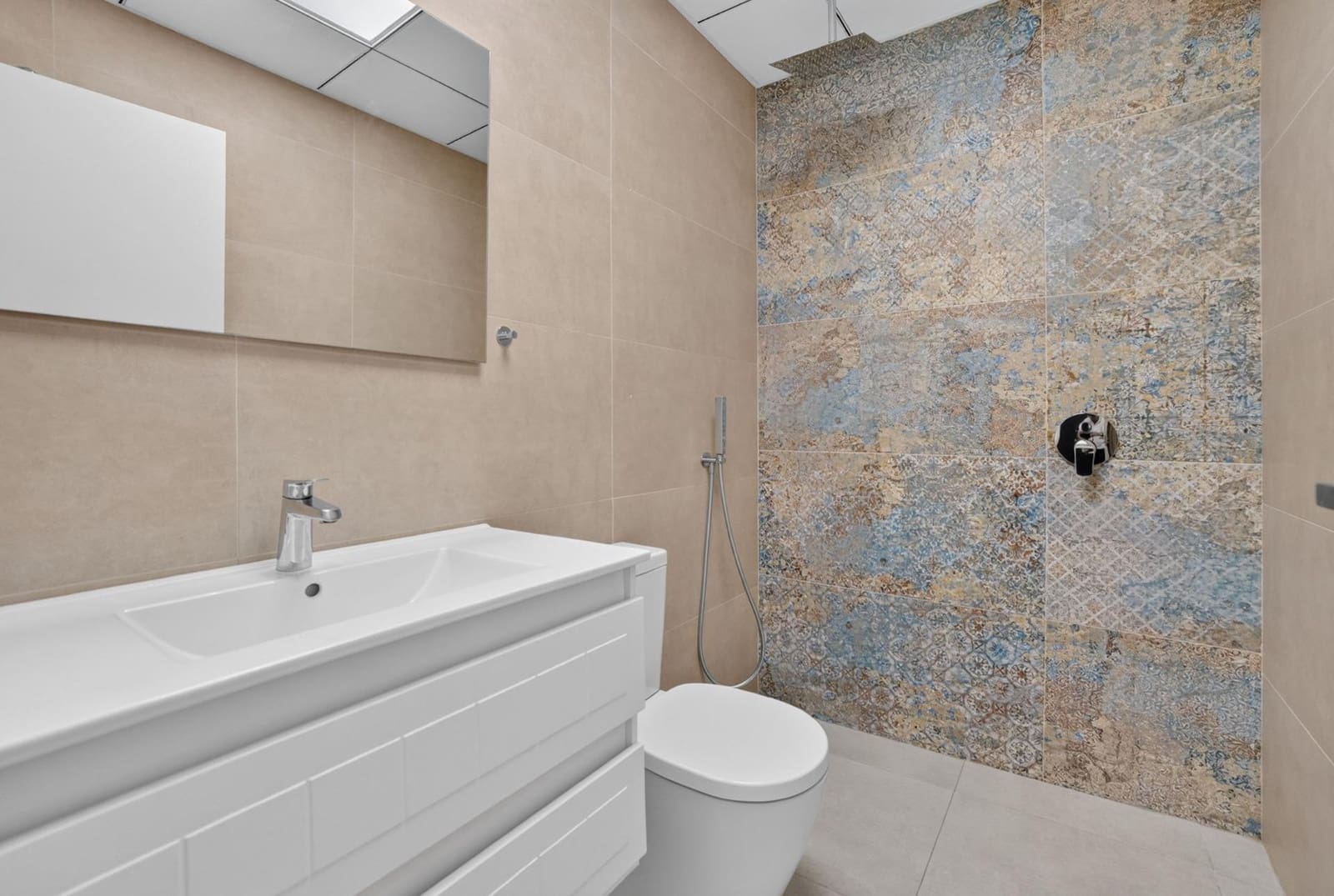 5 slaapkamer Villa te koop in Rojales met zwembad - € 450.000 (Ref: 10092704)