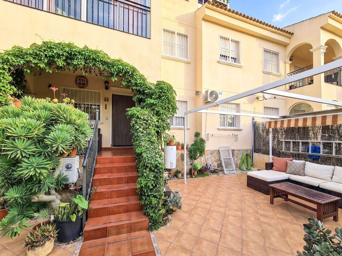 3 slaapkamer Appartement te koop in La Zenia met zwembad - € 190.000 (Ref: 10092751)