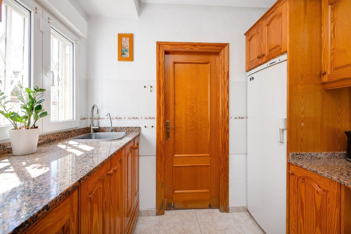 3 sypialnia Willa na sprzedaż w Orihuela Costa - 389 000 € (Ref: 10092867)