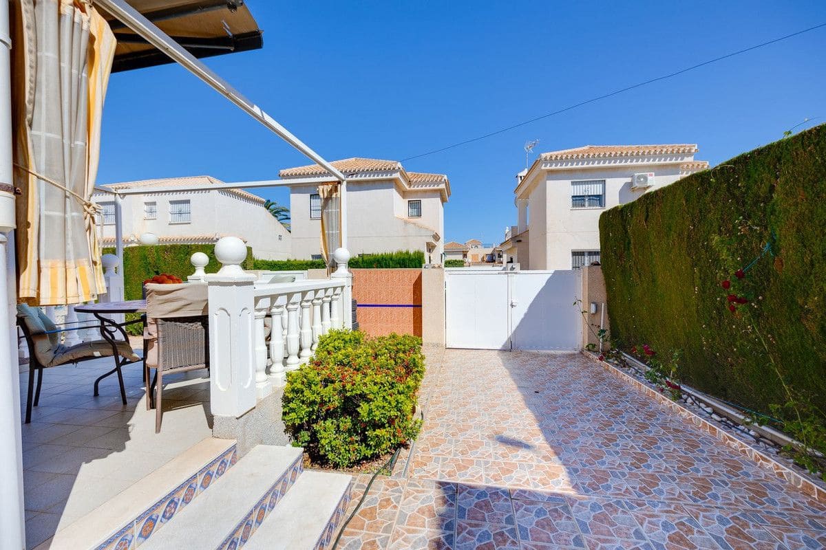 3 sypialnia Willa na sprzedaż w Orihuela Costa - 389 000 € (Ref: 10092867)
