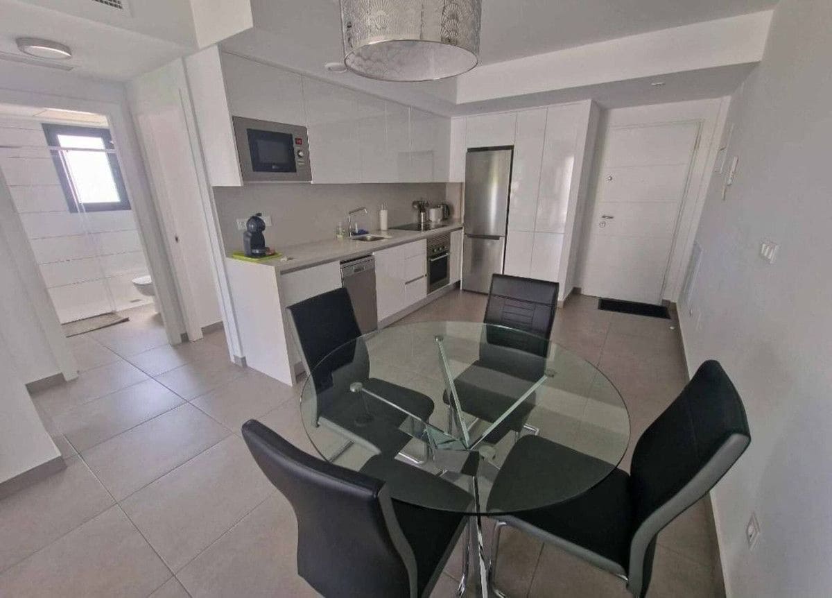 2 makuuhuone Huoneisto myytävänä paikassa Orihuela Costa mukana uima-altaan - 229 990 € (Ref: 10092870)