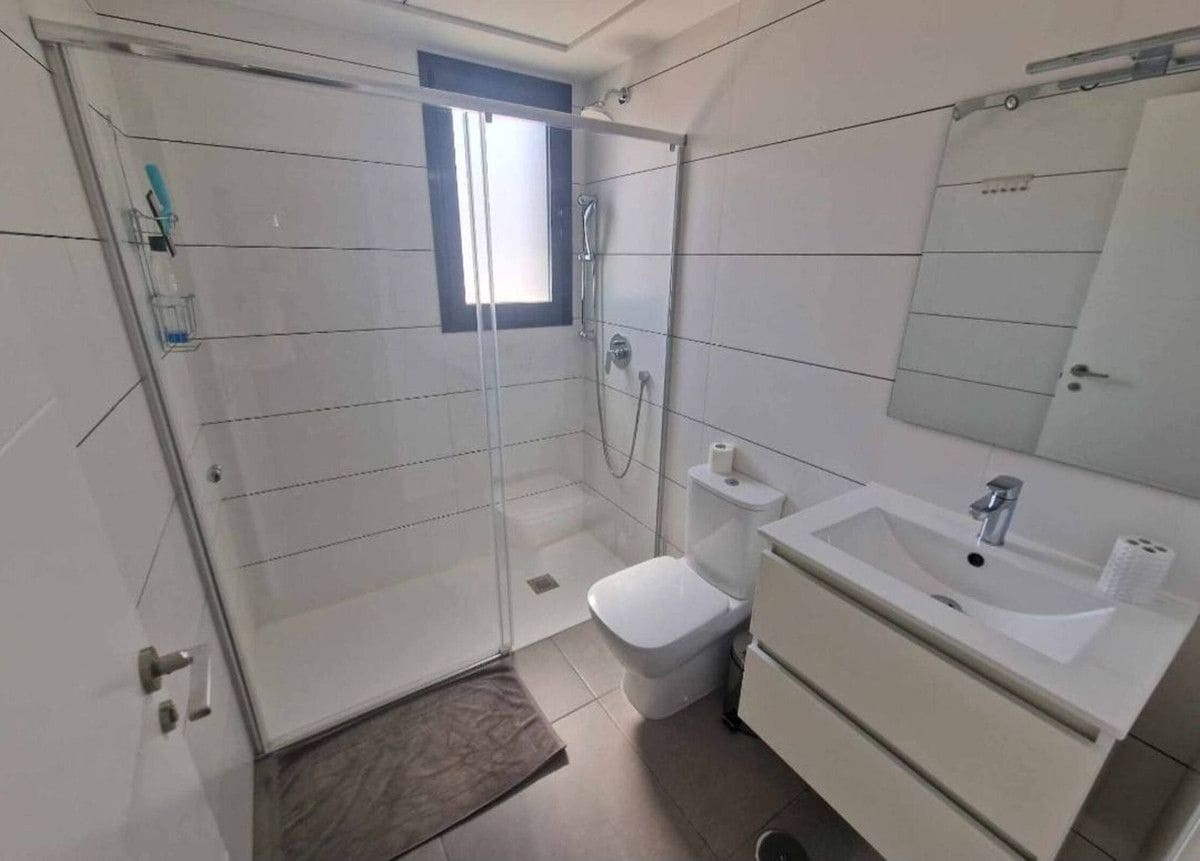 2 makuuhuone Huoneisto myytävänä paikassa Orihuela Costa mukana uima-altaan - 229 990 € (Ref: 10092870)