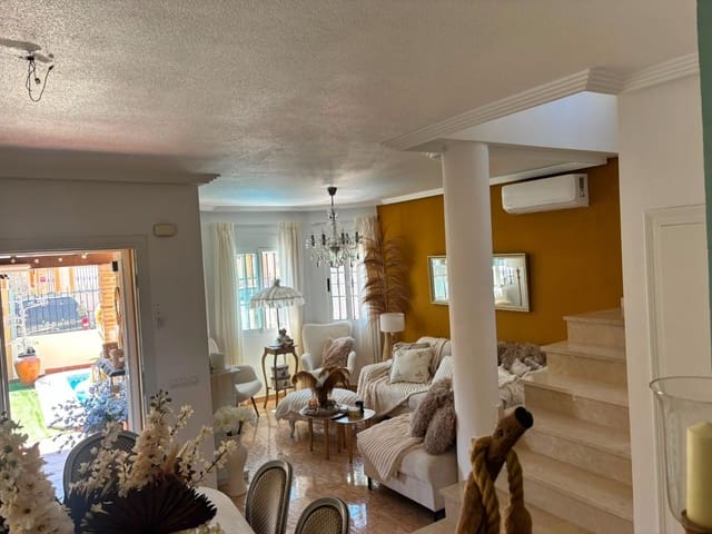 2 sypialnia Willa na sprzedaż w El Chaparral - La Siesta - La Torreta, Torrevieja z basenem - 299 500 € (Ref: 10092902)