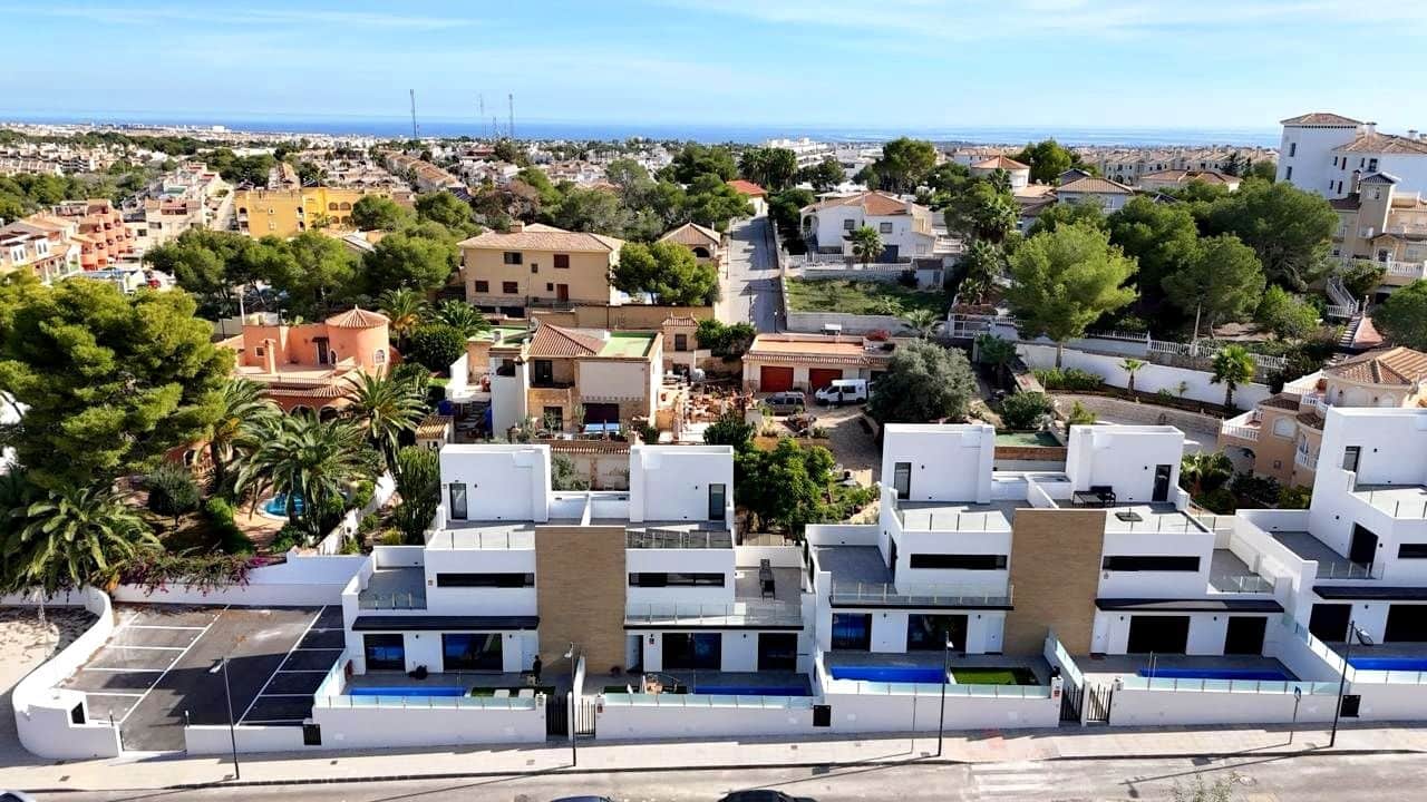 2 soveværelse Villa til salg i Orihuela Costa - € 425.000 (Ref: 10092912)