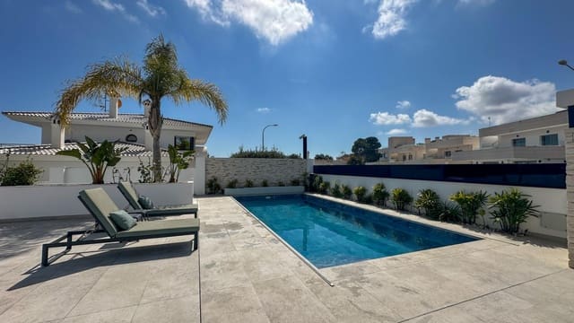 4 soveværelse Villa til salg i Villamartin, Orihuela med swimmingpool - € 2.950.000 (Ref: 10092922)