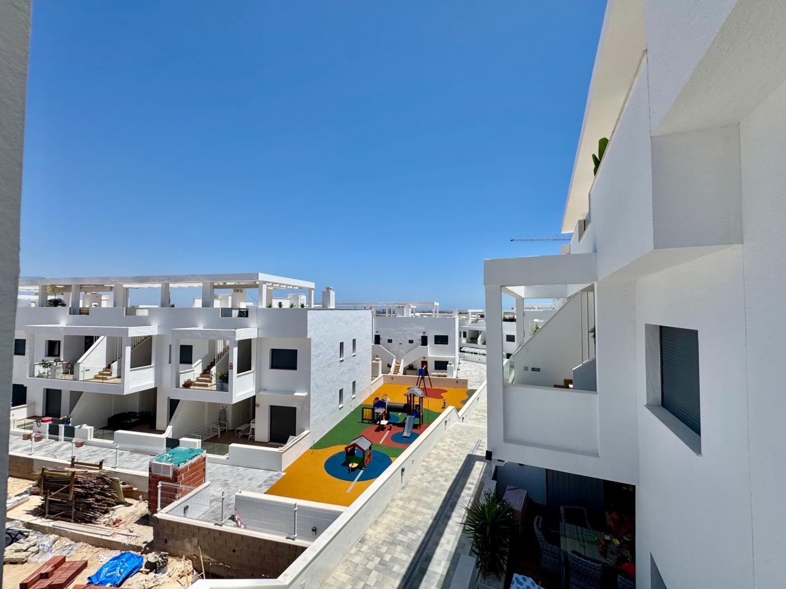 2 sovrum Takvåning till salu i Los Balcones med pool - 359 900 € (Ref: 10092940)