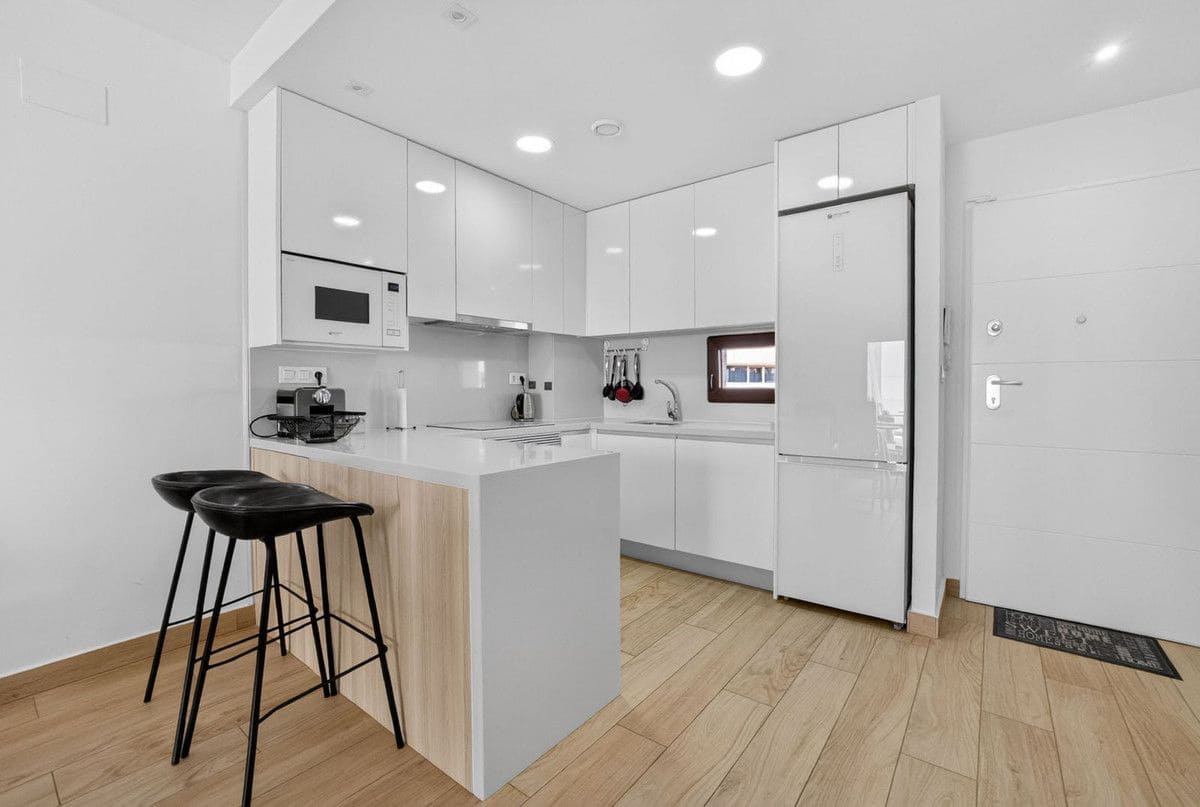 2 camera da letto Appartamento in vendita in Los Balcones con piscina - 295.000 € (Rif: 10093000)