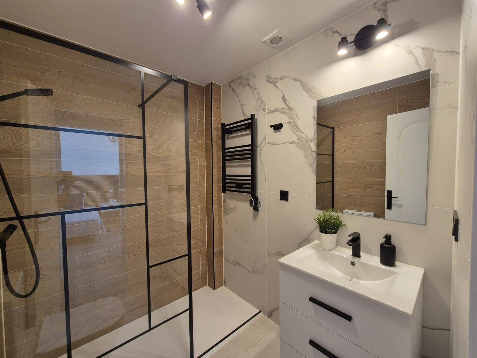 3 quarto Moradia Geminada para venda em Orihuela - 268 800 € (Ref: 10093018)