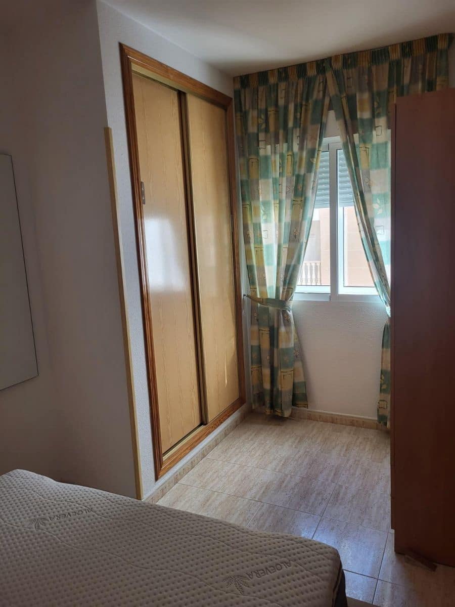 3 chambre Appartement à vendre à Torrevieja avec piscine - 190 000 € (Ref: 10093020)