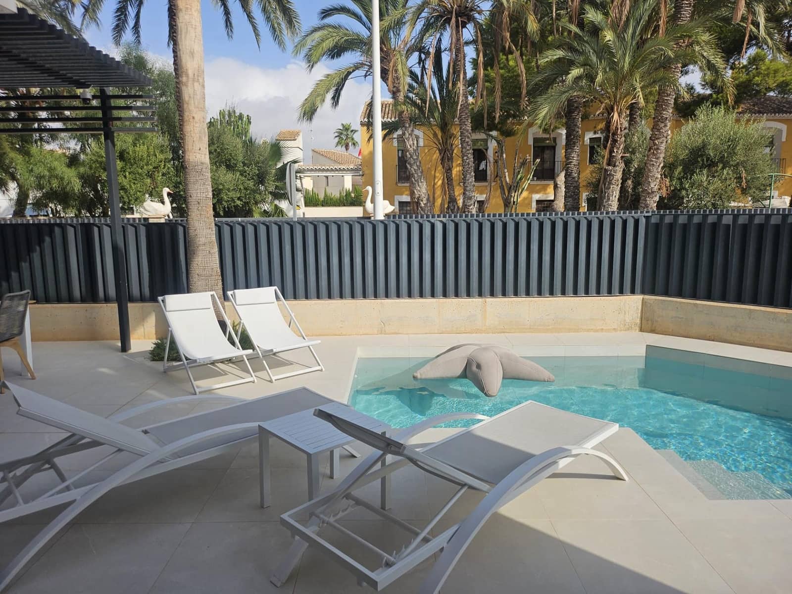 Chalet de 4 habitaciones en Santiago de la Ribera en venta - 475.000 € (Ref: 10093030)