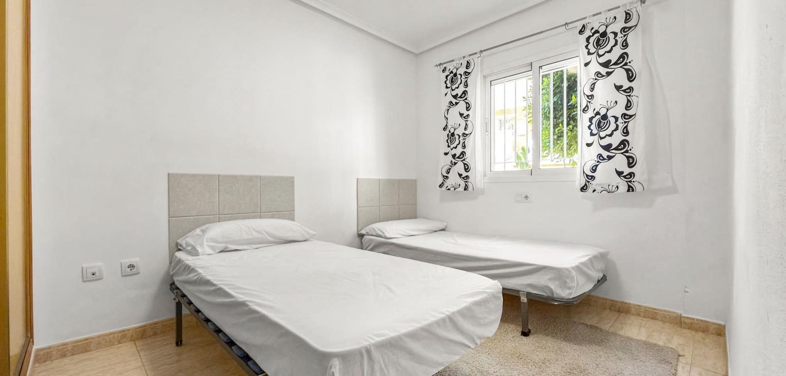 3 slaapkamer Appartement te koop in Orihuela Costa met zwembad - € 339.000 (Ref: 10093597)