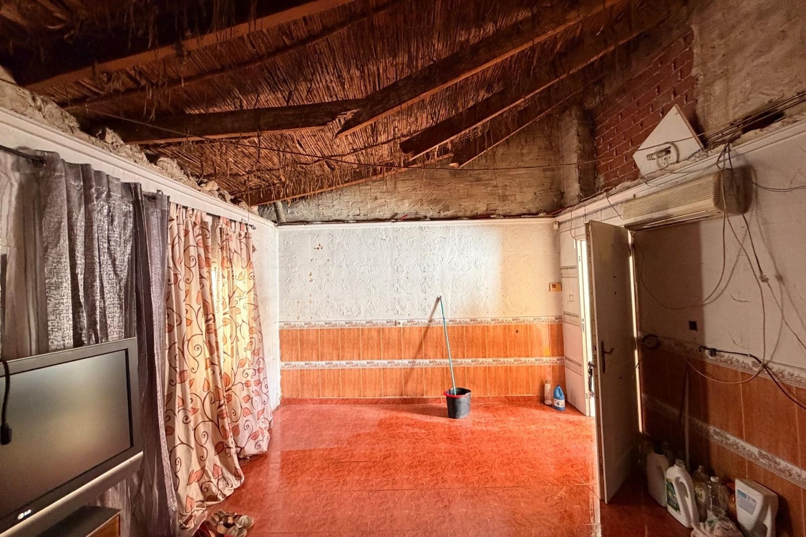 4 soveværelse Byhus til salg i Orihuela med swimmingpool - € 175.000 (Ref: 10093600)