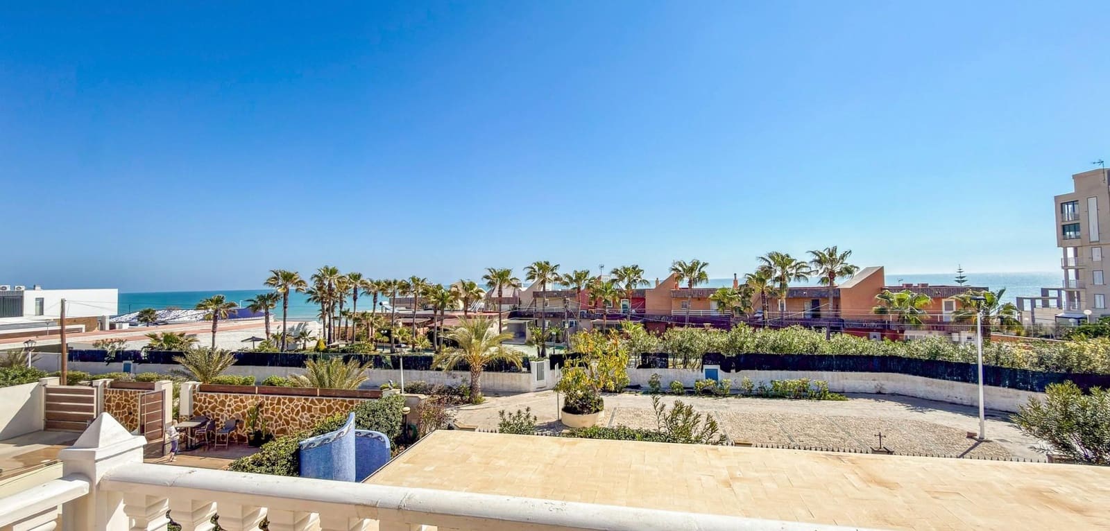 5 soveværelse Villa til salg i La Mata med swimmingpool - € 950.000 (Ref: 10093620)