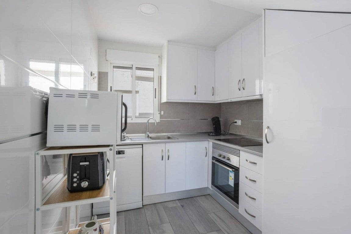 3 soveværelse Lejlighed til salg i Torrevieja - € 207.000 (Ref: 10094350)