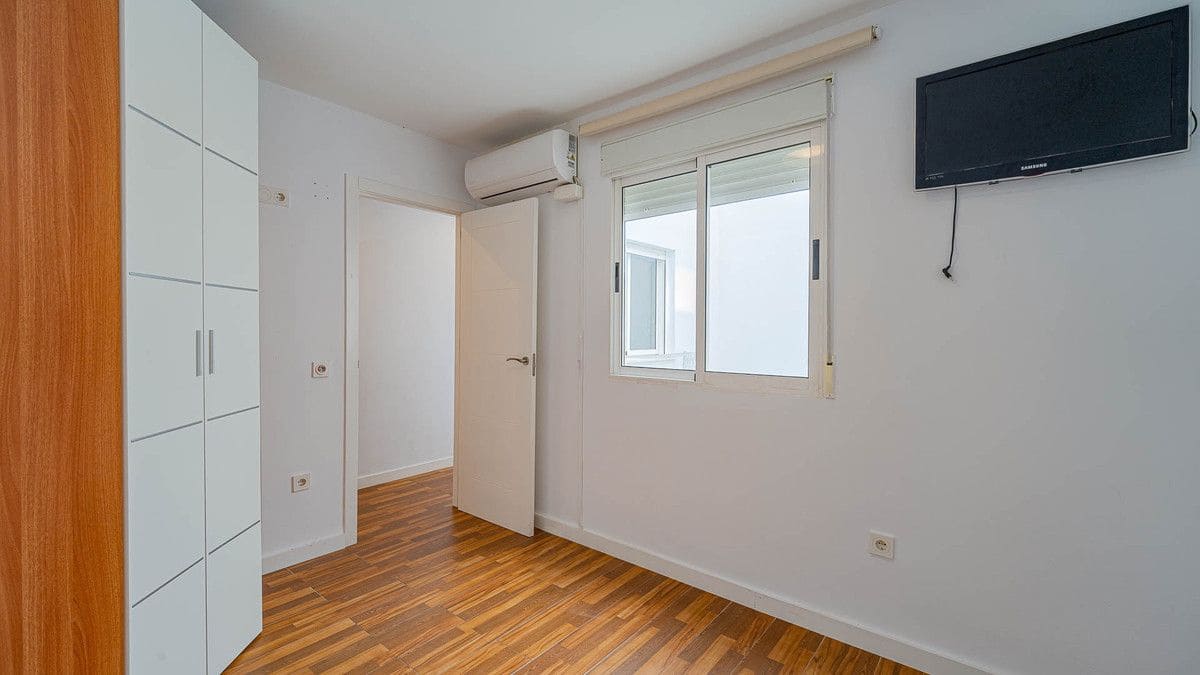 2 Zimmer Apartment zu verkaufen in Torrevieja - 150.000 € (Ref: 10098152)