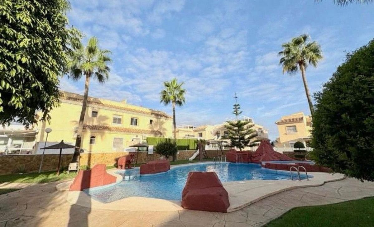 2 soverom Leilighet til salgs i Orihuela Costa med svømmebasseng - € 219 000 (Ref: 10101956)