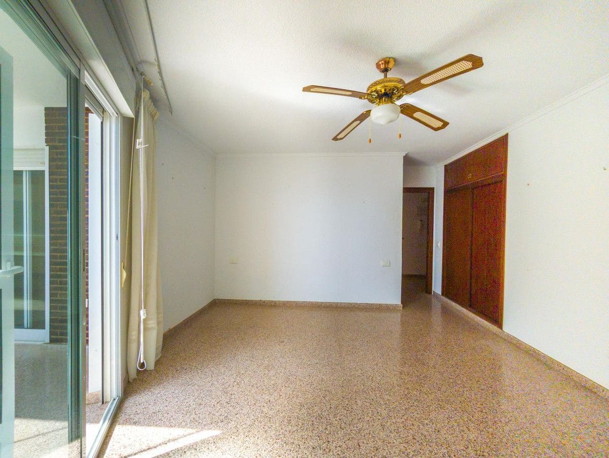 3 soveværelse Lejlighed til salg i Torrevieja - € 350.000 (Ref: 10102012)