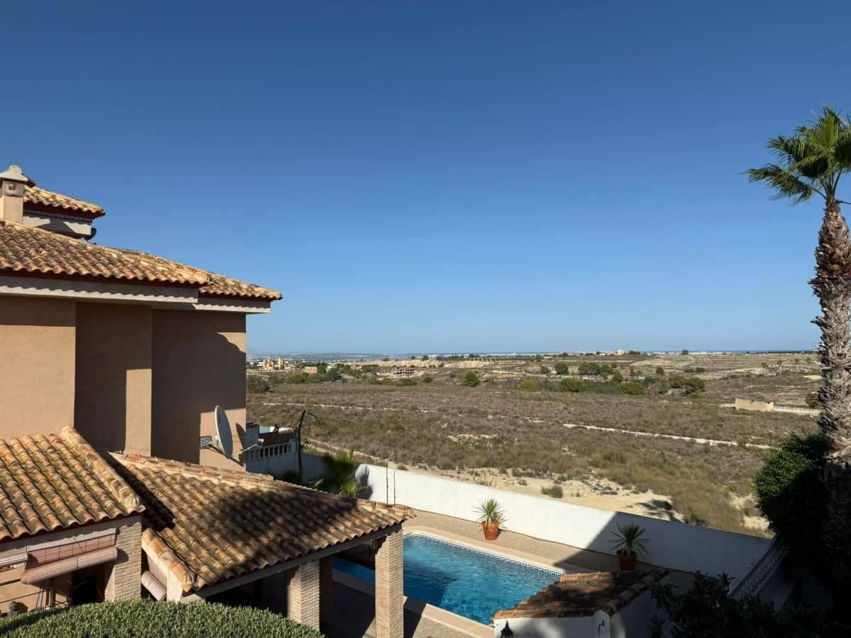 3 slaapkamer Villa te koop in San Miguel de Salinas - € 525.000 (Ref: 10102192)
