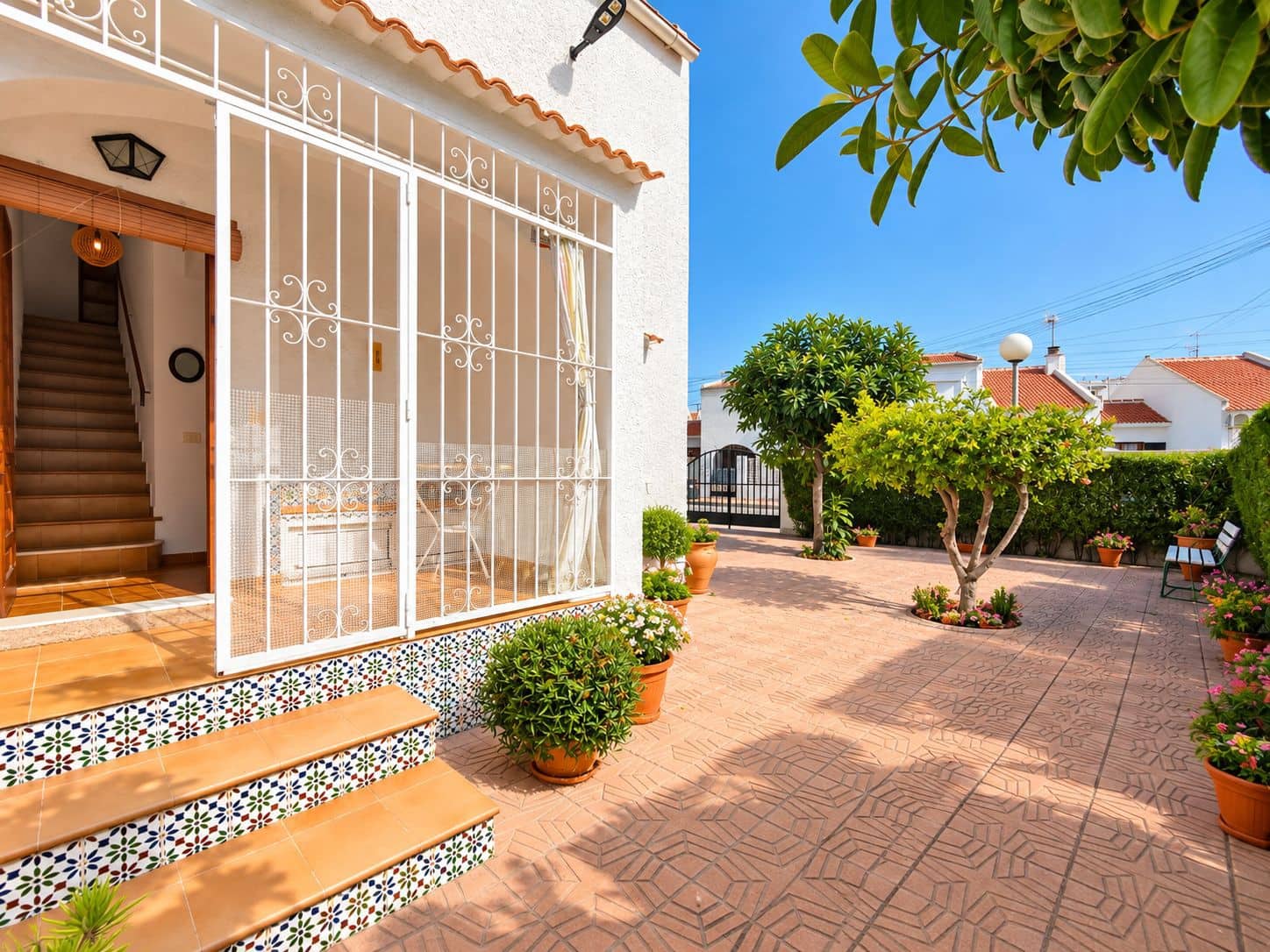 2 sypialnia Dom szeregowy na sprzedaż w Torrevieja - 210 000 € (Ref: 10102200)