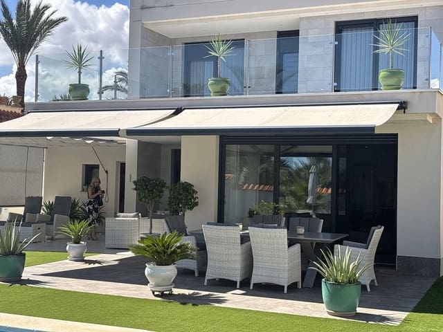 3 sovrum Villa till salu i Estrella de Mar, Cartagena - 1 598 000 € (Ref: 10104381)