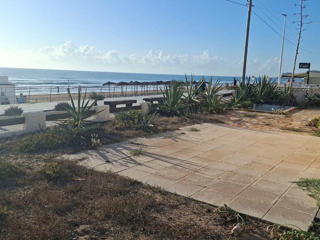 3 soveværelse Semi-Rækkehus til salg i La Mata - € 695.000 (Ref: 10104553)