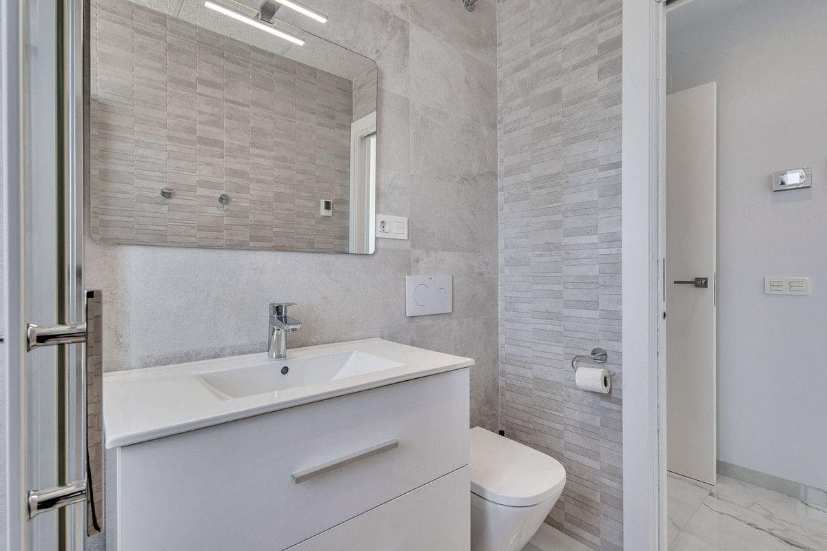 3 soverom Villa til salgs i Torrevieja - € 749 900 (Ref: 10105876)