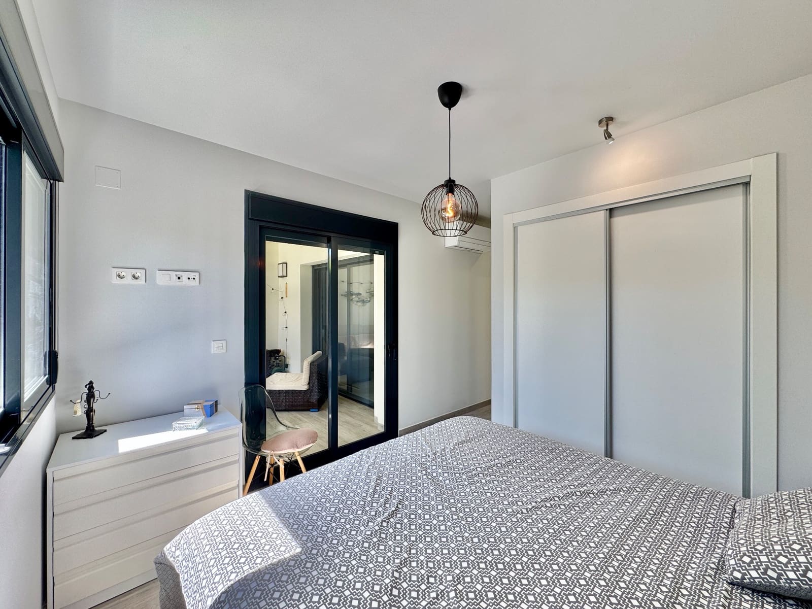 2 soverom Leilighet til salgs i Villamartin med svømmebasseng garasje - € 220 000 (Ref: 10106613)