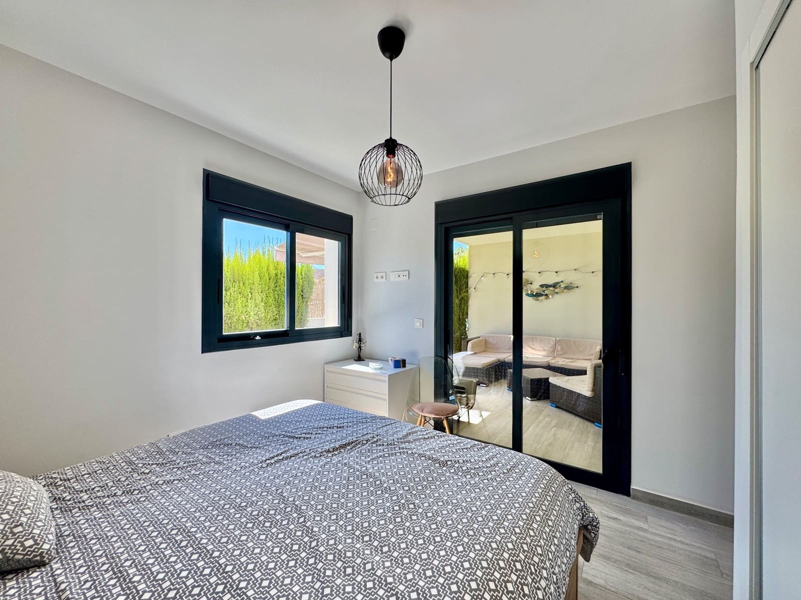 2 soverom Leilighet til salgs i Villamartin med svømmebasseng garasje - € 220 000 (Ref: 10106613)