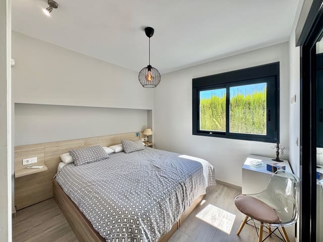 2 soverom Leilighet til salgs i Villamartin, Orihuela med svømmebasseng garasje - € 220 000 (Ref: 10106613)