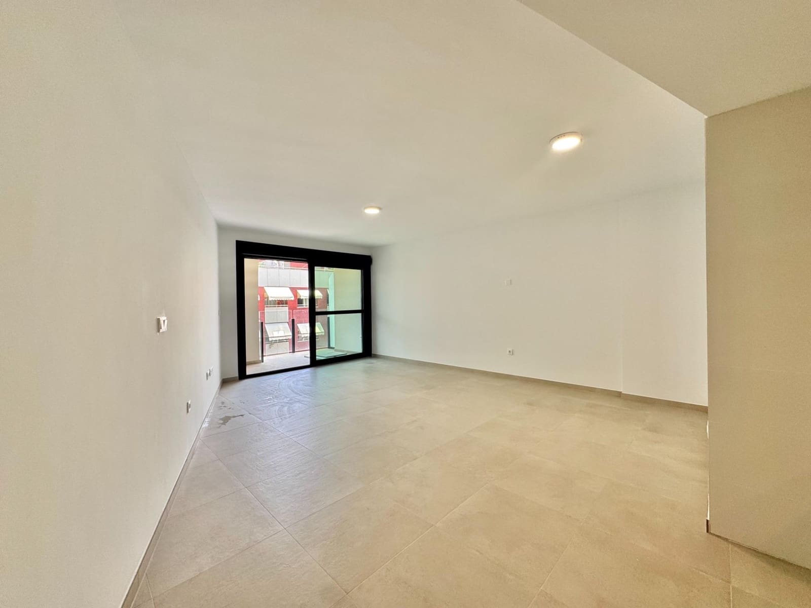 3 bedroom Apartment for sale in Alicante / Alacant city with pool - € 320,000 (Ref: 10106617)